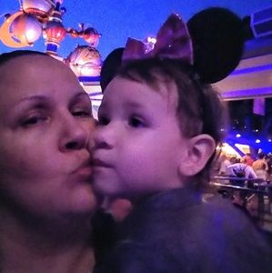 Meet your Posher, Virginia